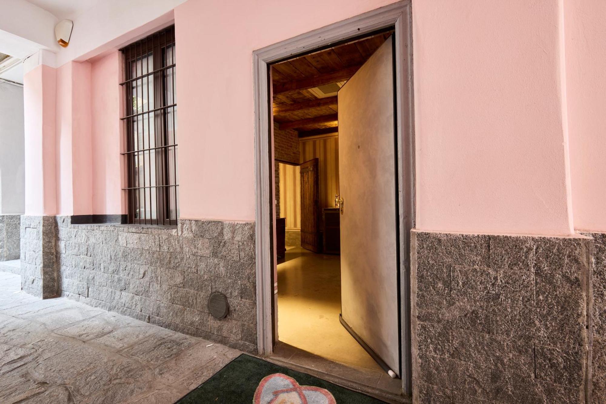 Emme Loft I Flower Moon - Boutique Loft With Jacuzzi — Photos 3